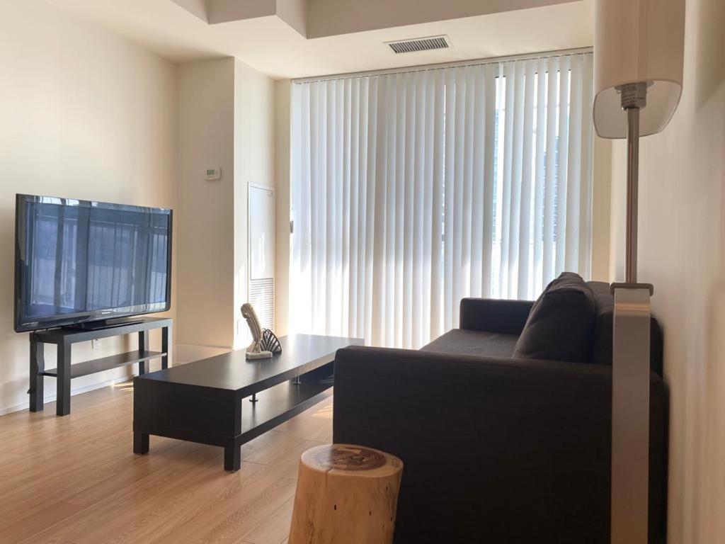 Grand View 2Br/2Ba Condos Cn Tower,Union,Tiff/Mtcc Toronto Esterno foto