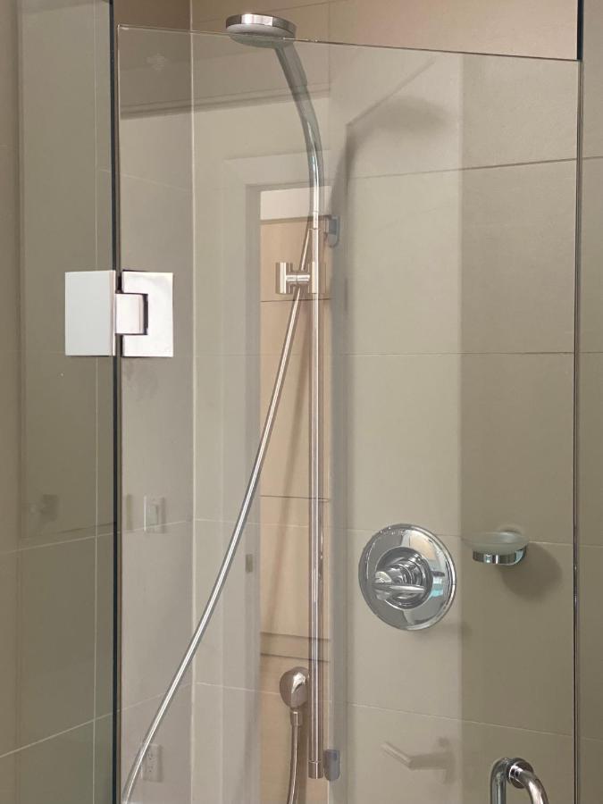 Grand View 2Br/2Ba Condos Cn Tower,Union,Tiff/Mtcc Toronto Esterno foto